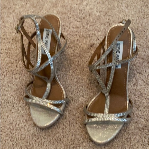 Ladies Steve Madden bedazzled heels - Picture 1 of 6